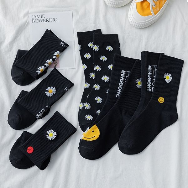 wdahv little daisy stockings couple socks female gd quan zhilong the same ins tide net red embroidery black men's medium stockings coup, Pink;yellow
wdahv little daisy stockings couple socks female gd quan zhilong the same ins tide net red embroidery black men's medium stockings coup, Pink;yellow