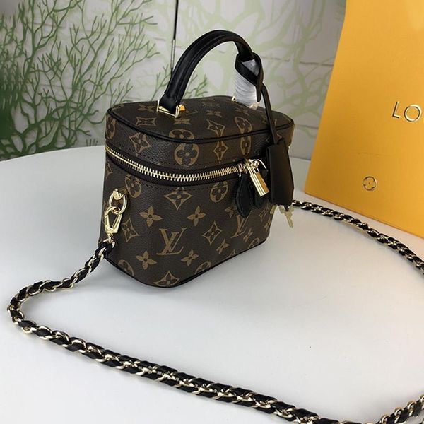 fast delivery womens bag leather shoulder bags classic design crossbody bag chain mini totes ladies handbag with origin box
fast delivery womens bag leather shoulder bags classic design crossbody bag chain mini totes ladies handbag with origin box