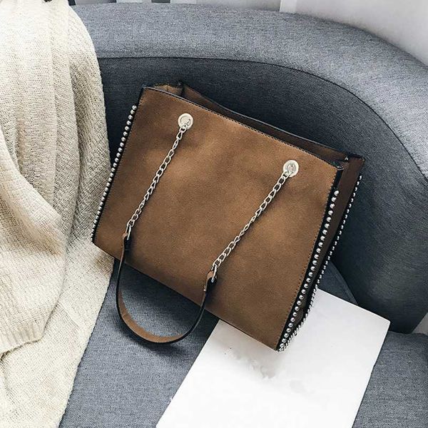yxz women's shoulder bag fashion designer chain rivet handbags luxury messenger bags for women bolsa feminina torebka damska
yxz women's shoulder bag fashion designer chain rivet handbags luxury messenger bags for women bolsa feminina torebka damska