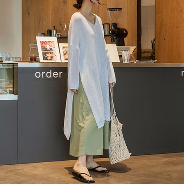 elegant loose v-neck split solid color long sleeve thin long thin sunscreen overcoat sweater sweater for women 3038, White;black
elegant loose v-neck split solid color long sleeve thin long thin sunscreen overcoat sweater sweater for women 3038, White;black