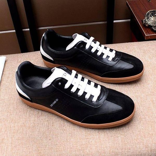 new arrival men 's shoes calfskin sneaker b01 logo comfortable style sports vintage lace -up luxury men shoes zapatos de moda para hom 
new arrival men 's shoes calfskin sneaker b01 logo comfortable style sports vintage lace -up luxury men shoes zapatos de moda para hom