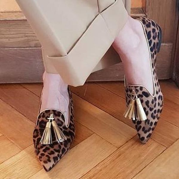women flats shoes leopard pointed toe fringe ladies loafers spring autumn korean slip on female single shoes plus size, Black
women flats shoes leopard pointed toe fringe ladies loafers spring autumn korean slip on female single shoes plus size, Black