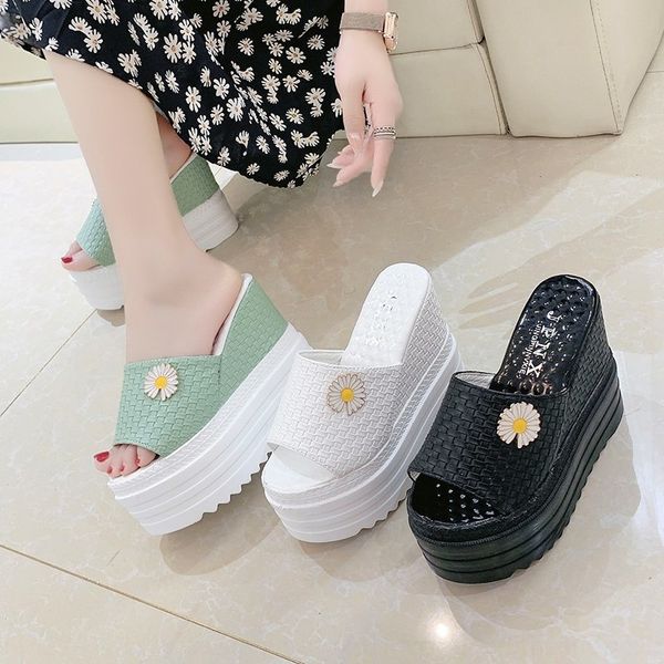 thick-soled women's summer outdoor wear 2020 new fashion online popular sandals and slippers sandals muffin wedge slippers
thick-soled women's summer outdoor wear 2020 new fashion online popular sandals and slippers sandals muffin wedge slippers