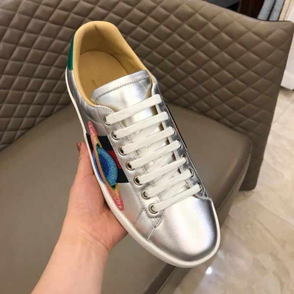 2019t new summer low-cut lace white shoes fashion tide shoes casual sports shoes original box packaging 38-4411, Black
2019t new summer low-cut lace white shoes fashion tide shoes casual sports shoes original box packaging 38-4411, Black