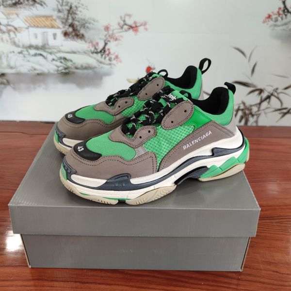 2020ro designer designs new leisure and entertainment hiking shoes, outdoor jungle adventure shoes, original packaging and box delivery, Black
2020ro designer designs new leisure and entertainment hiking shoes, outdoor jungle adventure shoes, original packaging and box delivery, Black