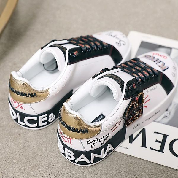 2020d new trend hand-painted leather party casual shoes outdoor men and women sports shoes fashion wild couple shoes, size 35-451, Black
2020d new trend hand-painted leather party casual shoes outdoor men and women sports shoes fashion wild couple shoes, size 35-451, Black