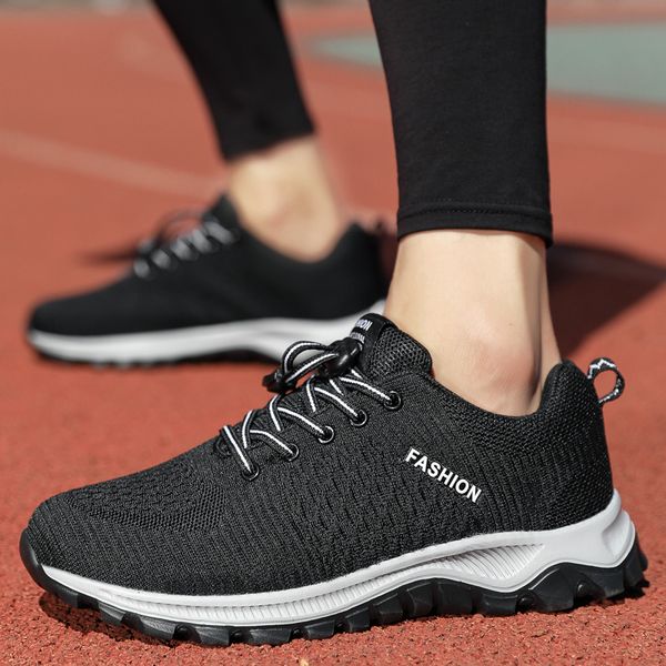 baideng non-slip men hiking shoes mountain climbing trekking sneakers man brand outdoor sports shoes black gold men
baideng non-slip men hiking shoes mountain climbing trekking sneakers man brand outdoor sports shoes black gold men