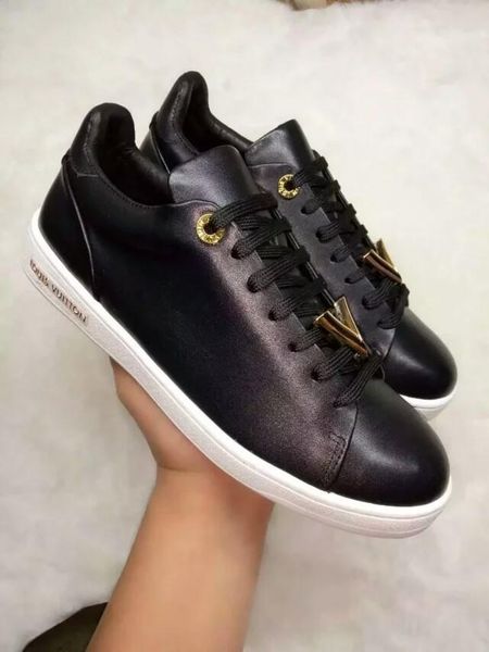 2020h new trend printing leather casual shoes men and women outdoor sports shoes fashion wild party lovers shoes code 35-451, Black
2020h new trend printing leather casual shoes men and women outdoor sports shoes fashion wild party lovers shoes code 35-451, Black