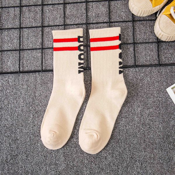 Women Trendy Socks 2020 New Autumn Breathable Sports Socks Girls Hip Hop Style Sock Letter BOOM Youth Best Sale Free Size Sock No Mix Color
Women Trendy Socks 2020 New Autumn Breathable Sports Socks Girls Hip Hop Style Sock Letter BOOM Youth Best Sale Free Size Sock No Mix Color