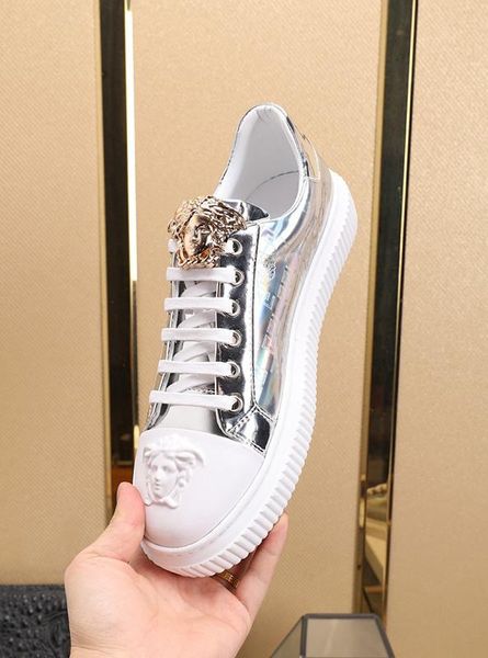 2020a limited edition luxury leather men 's low to help comfortable casual shoes ,high -end fashion outdoor sports shoes ,size :38 -45, Black
2020a limited edition luxury leather men 's low to help comfortable casual shoes ,high -end fashion outdoor sports shoes ,size :38 -45, Black