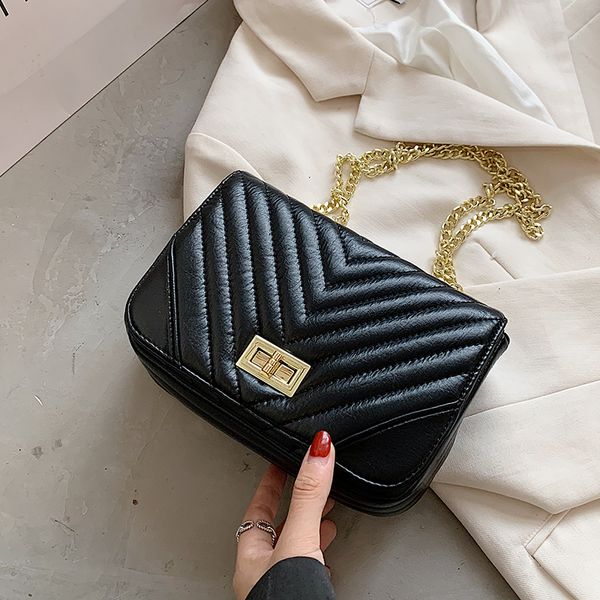 small pu leather messenger bags for women ins fashion handbags chain shoulder bag clutch female solid color travel crossbody bag
small pu leather messenger bags for women ins fashion handbags chain shoulder bag clutch female solid color travel crossbody bag