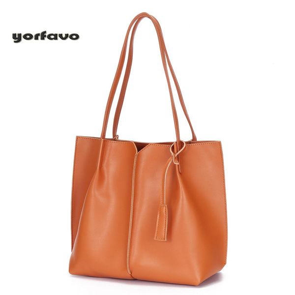 wholesale price new european and american style solid color women bag with large capacity genuine leather handbag
wholesale price new european and american style solid color women bag with large capacity genuine leather handbag