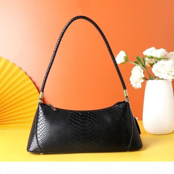 9001#fashion retro leather handbags trend korean niche cowhide baguette armpit dumplings bag women
9001#fashion retro leather handbags trend korean niche cowhide baguette armpit dumplings bag women