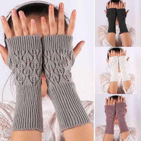 five fingers gloves hollow out long women ' korean -style cuff fingerless leaf computer, Blue;gray
five fingers gloves hollow out long women ' korean -style cuff fingerless leaf computer, Blue;gray