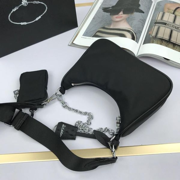 wholesale shoulder bags designer handbags hobo women messenger bags men chain shoulder bag armpit bag chain three in one designer
wholesale shoulder bags designer handbags hobo women messenger bags men chain shoulder bag armpit bag chain three in one designer