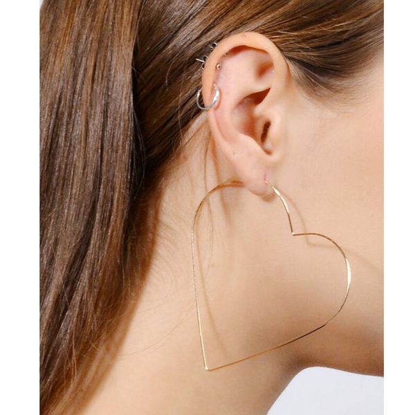 exaggerates big circle heart-shaped peach heart love earrings 2020 women fashion cool earrings am2088, Golden;silver
exaggerates big circle heart-shaped peach heart love earrings 2020 women fashion cool earrings am2088, Golden;silver