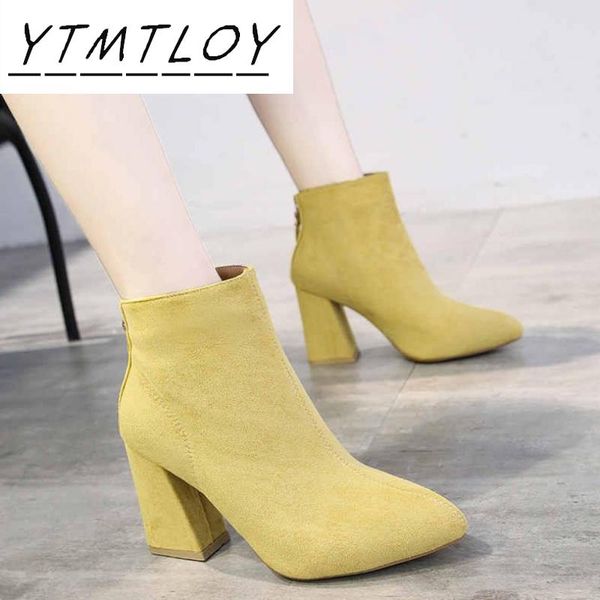 2020 ladies high heels fetish multicolor ankle boots striptease low heels warm plush autumn and winter chunky shoes, Black
2020 ladies high heels fetish multicolor ankle boots striptease low heels warm plush autumn and winter chunky shoes, Black