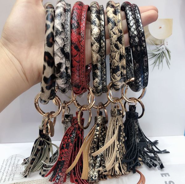 2020 lychee pattern wrist key ring leopard print snake pattern leather bracelet keyring keychains accessories wholesale, Slivery;golden
2020 lychee pattern wrist key ring leopard print snake pattern leather bracelet keyring keychains accessories wholesale, Slivery;golden