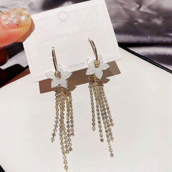 migga sparking crystal long chain white flower dangle earrings luxury women ladies party accessories, Silver
migga sparking crystal long chain white flower dangle earrings luxury women ladies party accessories, Silver