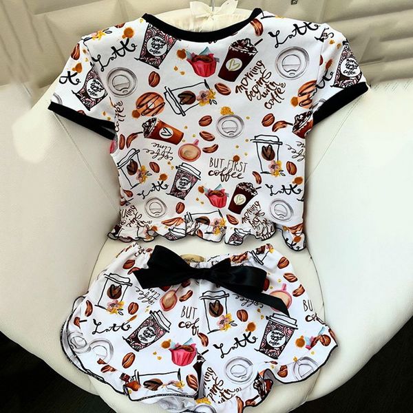 fashion print pajamas sports sets women short sleeve and shorts set nightwear pyjamas summer sleepwear 2pcs/set sale, Black;blue
fashion print pajamas sports sets women short sleeve and shorts set nightwear pyjamas summer sleepwear 2pcs/set sale, Black;blue