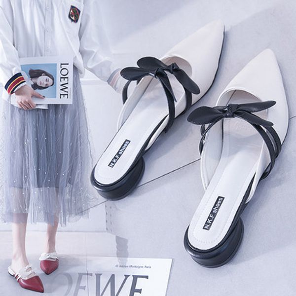 net red half slippers female baotou summer wear 2020 new pointed bow party with muller shoes wild cool drag, Black
net red half slippers female baotou summer wear 2020 new pointed bow party with muller shoes wild cool drag, Black