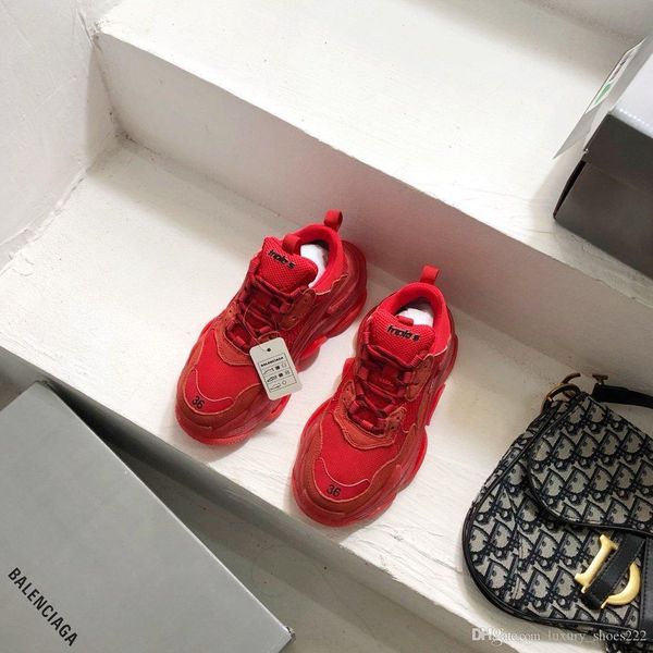 2020 new brand-name shoes triple s clear sole sneakers vacuum increase outsole quality
2020 new brand-name shoes triple s clear sole sneakers vacuum increase outsole quality