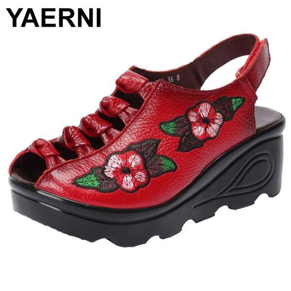 sandals yaerni in genuine leather with fish muzzle, hand-embroidered hollow out heels and soft soles, Black
sandals yaerni in genuine leather with fish muzzle, hand-embroidered hollow out heels and soft soles, Black