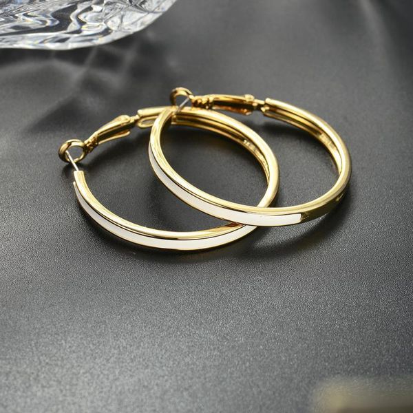 viennois gold color hoop earrings for women enamel round female party earrings metallic chic fashion jewelry, Golden;silver
viennois gold color hoop earrings for women enamel round female party earrings metallic chic fashion jewelry, Golden;silver