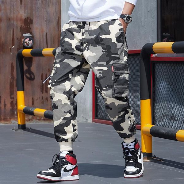 2020 men streetwear fashion sweatpants male casual loose fit cargo pants men jogger pants multi-pocket harem hip hop, Black
2020 men streetwear fashion sweatpants male casual loose fit cargo pants men jogger pants multi-pocket harem hip hop, Black