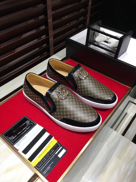 2021t new men 's casual sports shoes ,brand fashion outdoor shoes ,delivery with original shoe box ,size 38 -45, Black
2021t new men 's casual sports shoes ,brand fashion outdoor shoes ,delivery with original shoe box ,size 38 -45, Black
