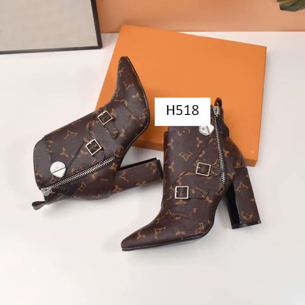 2020 latest matchmake low boots women boots star trail lace-up ankle boots quality, Black
2020 latest matchmake low boots women boots star trail lace-up ankle boots quality, Black