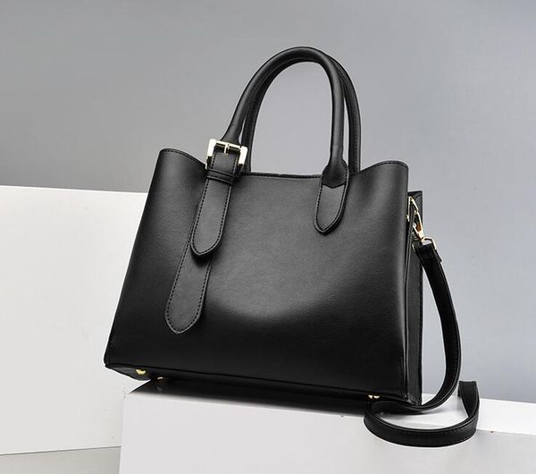 2020 women handbags leather plain lady shoulder bags temperament handbag mother gift
2020 women handbags leather plain lady shoulder bags temperament handbag mother gift