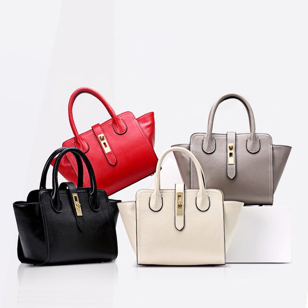 2020 new leather wing wrap layer cowhide women's handin style dumpling shoulder slant cross bag
2020 new leather wing wrap layer cowhide women's handin style dumpling shoulder slant cross bag