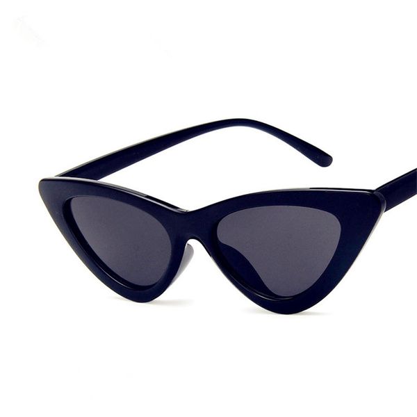 wholesale -women sunglasses cat eye eyewear brand designer retro sunglass female uv400 shade points, White;black
wholesale -women sunglasses cat eye eyewear brand designer retro sunglass female uv400 shade points, White;black
