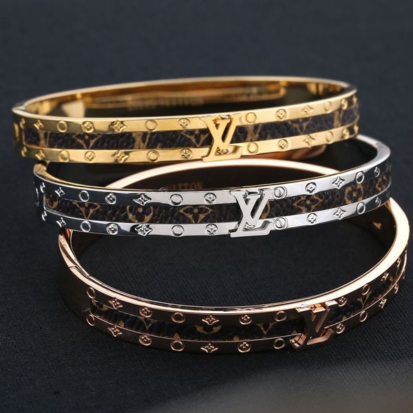 brand designer l bracelet for women ladies stainless steel fashion letter bracelet luxury jewelry ing, Black
brand designer l bracelet for women ladies stainless steel fashion letter bracelet luxury jewelry ing, Black