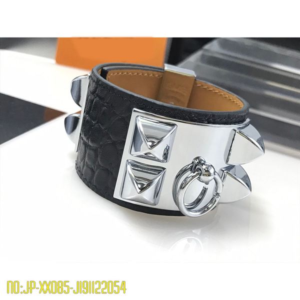 new real leather gold letter silver cuff bracelet for women punk rock designer brand jewelry for womans gift boxs christmas gifts, Black
new real leather gold letter silver cuff bracelet for women punk rock designer brand jewelry for womans gift boxs christmas gifts, Black
