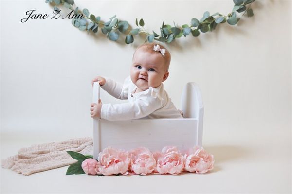 jane z ann baby pgraphy prop small bed newborn mini wooden bed 27x27x35cm 2 colors studio shooting accessories, Slivery;white
jane z ann baby pgraphy prop small bed newborn mini wooden bed 27x27x35cm 2 colors studio shooting accessories, Slivery;white