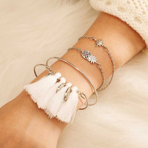 huatang 4pcs boho multilayer tassel pendant open bangle set for women silver color pineapple chains bracelet female jewelry 8201, Black
huatang 4pcs boho multilayer tassel pendant open bangle set for women silver color pineapple chains bracelet female jewelry 8201, Black