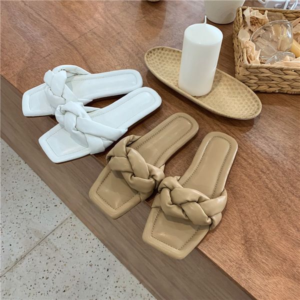 2020 new spring summer fashion casual solid color shallow outdoor sandals beach soled slippers shoes women, Black
2020 new spring summer fashion casual solid color shallow outdoor sandals beach soled slippers shoes women, Black