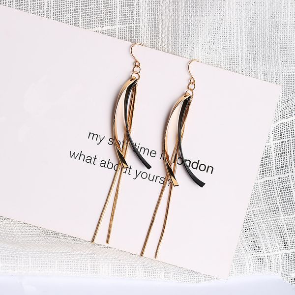 2020 new fashion simple dangle tassel earrings punk style metal arc long chain drop earrings for women ear accessories, Silver
2020 new fashion simple dangle tassel earrings punk style metal arc long chain drop earrings for women ear accessories, Silver