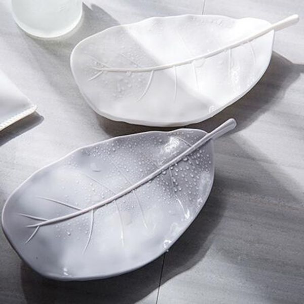soap dishes 2pcs drain tray portable leaf shape dish box plastic rack storage holder shelf creative bathroom supplies
soap dishes 2pcs drain tray portable leaf shape dish box plastic rack storage holder shelf creative bathroom supplies