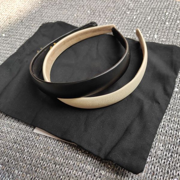 new fashion hair accessories pu headband headband c metal letter hair band party gift with vip card and dust bag, Silver
new fashion hair accessories pu headband headband c metal letter hair band party gift with vip card and dust bag, Silver