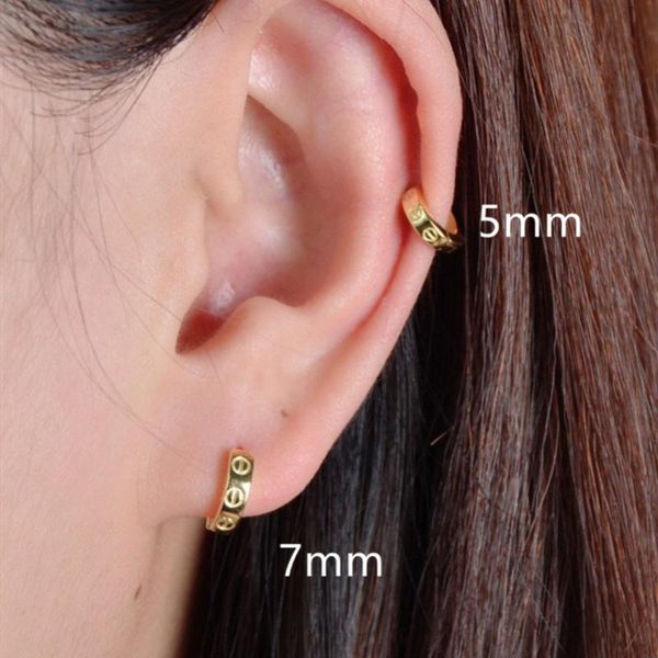 925 sterling silver earring fashion simple personality round circle ear ring ear bone buckle wild boy girl silver jewelr, Golden;silver
925 sterling silver earring fashion simple personality round circle ear ring ear bone buckle wild boy girl silver jewelr, Golden;silver