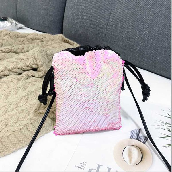 women casual square sequins pu material shoulder bag sequins beam bag fashion funny small fresh cool bags bolsa feminina
women casual square sequins pu material shoulder bag sequins beam bag fashion funny small fresh cool bags bolsa feminina