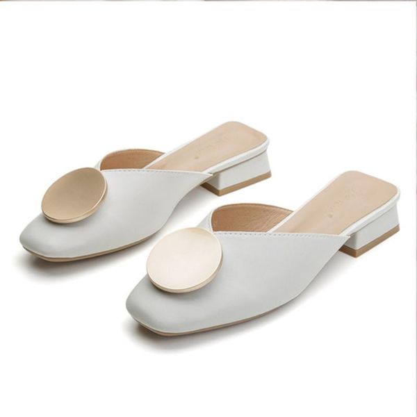 площадь каблука женщины тапочки круглой площади металл toe мягкая leahter лето осень низкий каблук женской обуви плюс большой размер 43 b224, Black
площадь каблука женщины тапочки круглой площади металл toe мягкая leahter лето осень низкий каблук женской обуви плюс большой размер 43 b224, Black