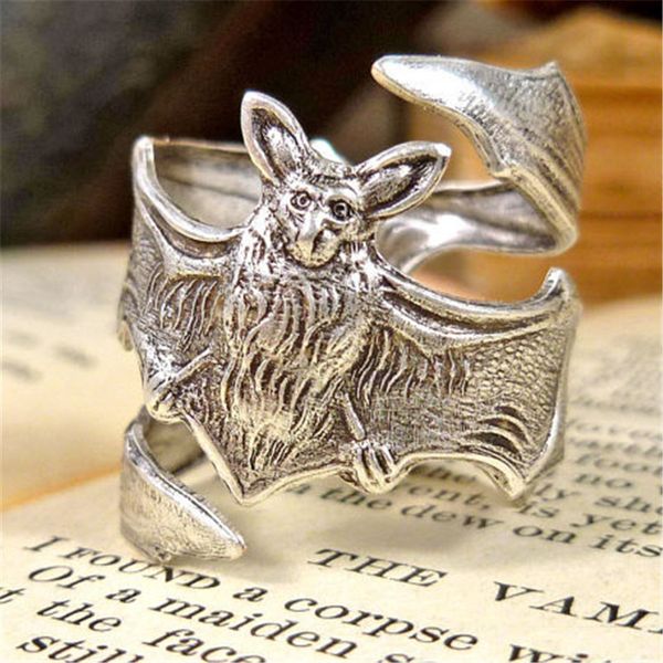 vintage adjustable bat ring brand designer vampire ring goth jewelry, Golden;silver 
vintage adjustable bat ring brand designer vampire ring goth jewelry, Golden;silver