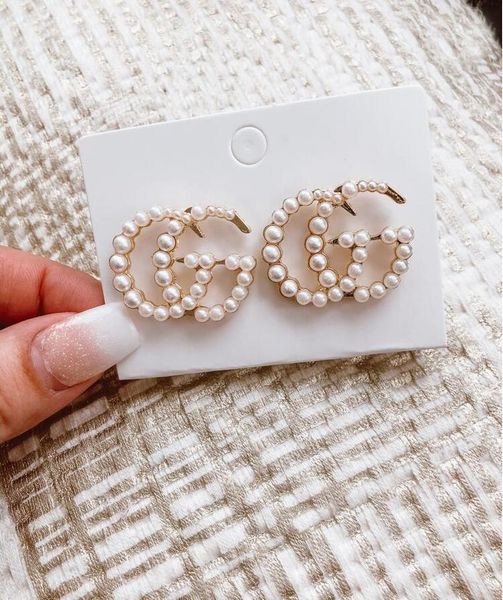 2020 europe and the united states new pearl geometric earrings temperament personality letters earrings fashion foreign trade ladies earring, Golden;silver
2020 europe and the united states new pearl geometric earrings temperament personality letters earrings fashion foreign trade ladies earring, Golden;silver