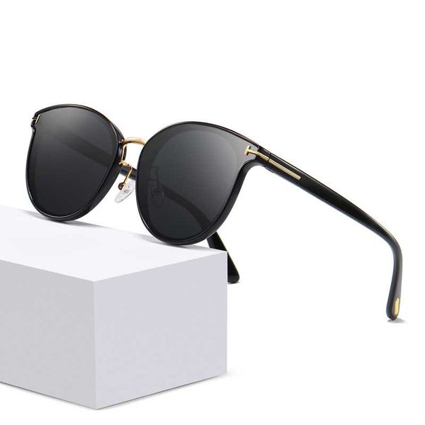 luxury polarized women sunglasses fashion cat eye ladies vintage brand design women female sun glasses uv400 oculos, White;black
luxury polarized women sunglasses fashion cat eye ladies vintage brand design women female sun glasses uv400 oculos, White;black