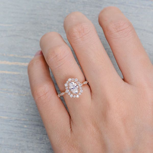 18k rose gold jewelry with cushion zirconia diamond ring for women fine silver 925 jewelry gemstone anillos mujer anillos rings, Golden;silver
18k rose gold jewelry with cushion zirconia diamond ring for women fine silver 925 jewelry gemstone anillos mujer anillos rings, Golden;silver