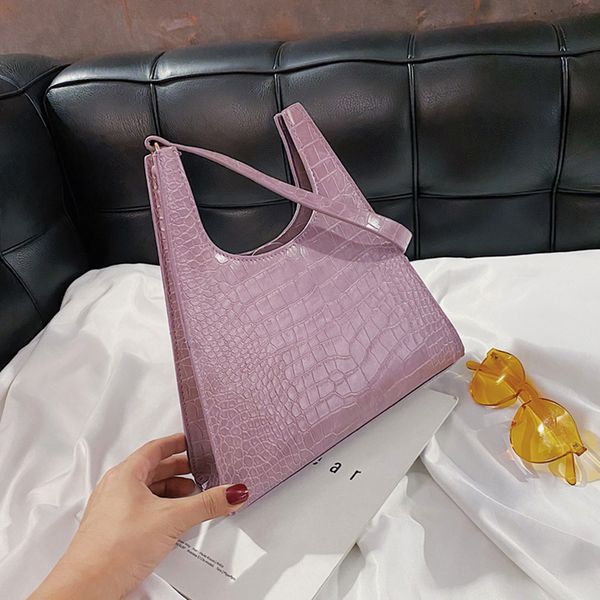 crocodile pattern small pu leather crossbody bags for women 2020 fashion lady shoulder handbags travel solid color hand bag
crocodile pattern small pu leather crossbody bags for women 2020 fashion lady shoulder handbags travel solid color hand bag